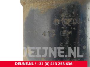 Volkswagen Transporter Stoßdämpferstrebe rechts vorne O220418 foto 2