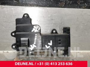 Tesla Model X Module (miscellaneous) O220478 photo 2