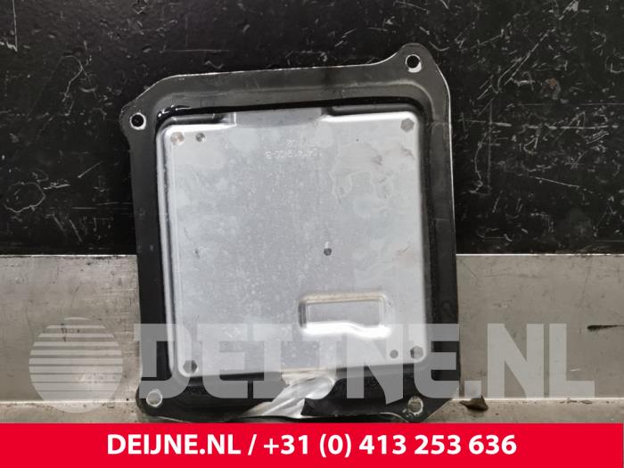 Gebruikte Deur module Tesla Model X EV AWD Prijs € 151,25 Inclusief btw aangeboden door van Deijne Onderdelen Uden B.V.