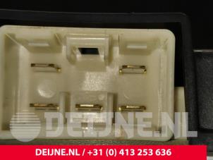 Tesla Model X Central door locking module O220479 photo 3