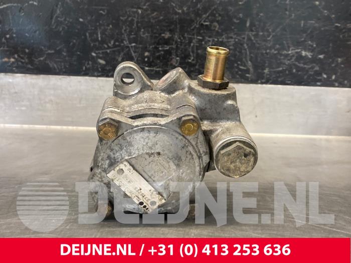 Gebruikte Pomp Servo Fiat Ducato (243/244/245/247) 2.8 JTD Prijs € 84,70 Inclusief btw aangeboden door van Deijne Onderdelen Uden B.V.
