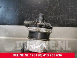 Volvo V60 Wasserpumpe O220719 foto 2