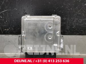Opel Vivaro Engine management computer O220724 photo 2