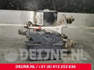 Volkswagen Caddy ABS Pumpe O220745 foto 2