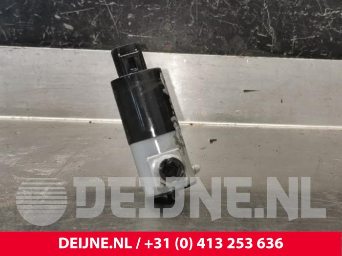 Volvo V40 Pumpe Scheinwerfersprüher O220748