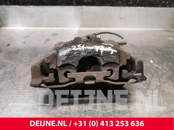 Mercedes Sprinter Remklauw (Tang) links-achter O220761