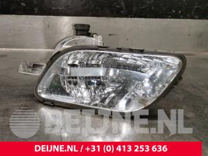 Gebruikte Dagrijverlichting links Volvo V70 (BW) 1.6 T4 16V Prijs € 75,00 Margeregeling aangeboden door van Deijne Onderdelen Uden B.V.