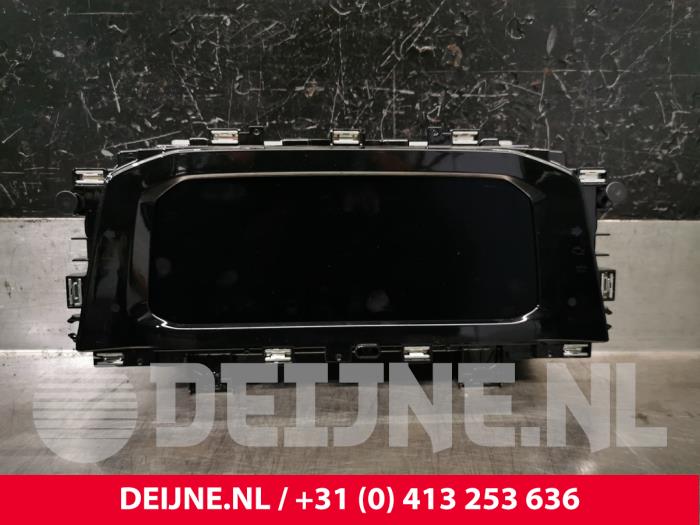 Volkswagen Multivan T7 Odometer KM O220772