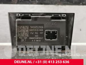 Volkswagen Multivan T7 Panic lighting switch O220780 photo 2