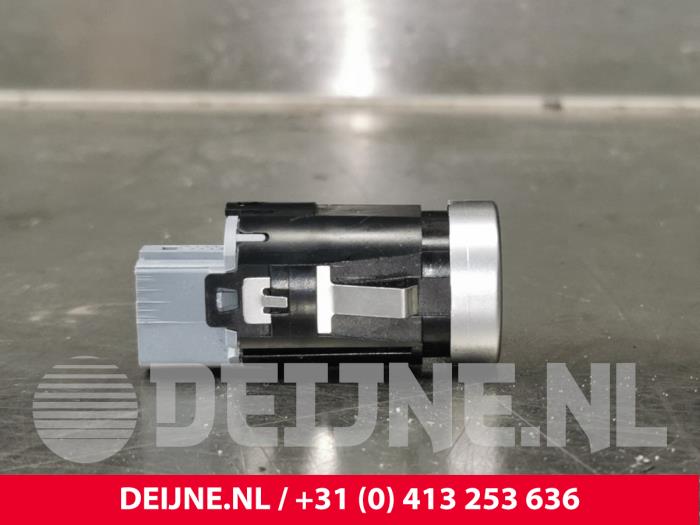 Volkswagen Multivan T7 Start/stop switch O220782