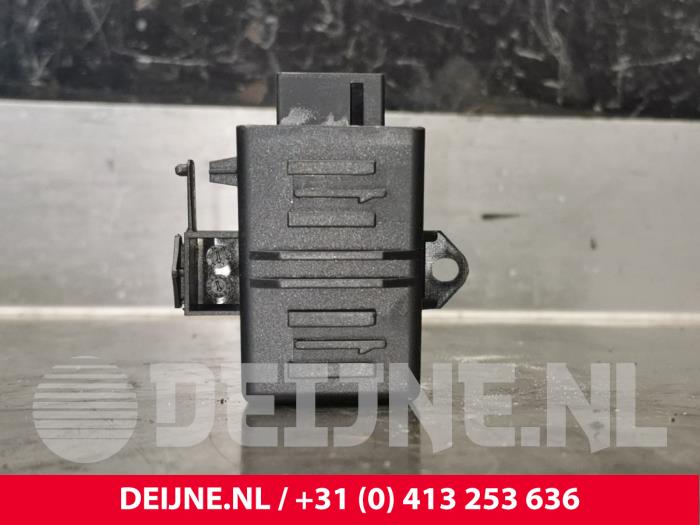 Volkswagen Multivan T7 Seat heating module O220799