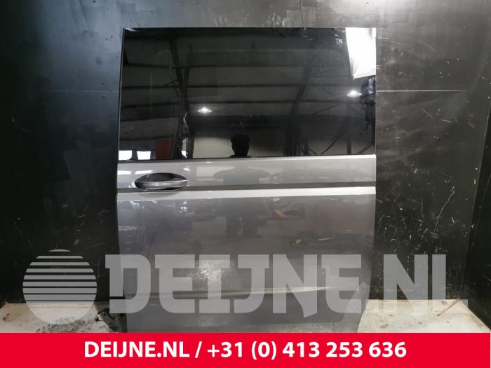 Volkswagen Multivan T7 Sliding door, right O220826