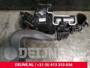 Volkswagen Multivan T7 Heizgehäuse O220831 foto 2
