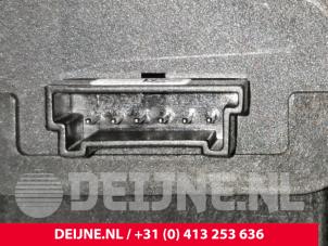 Volkswagen Multivan T7 Schiebetür Motor rechts O220842 foto 3