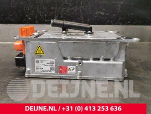 Volkswagen Multivan T7 Batterieladegerät O220853 foto 3