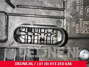 Volkswagen Multivan T7 Sliding door lock mechanism, right O220855 photo 3