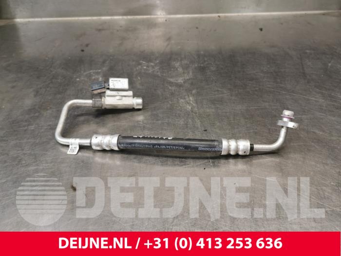 Volkswagen Multivan T7 Klima Leitung O220890
