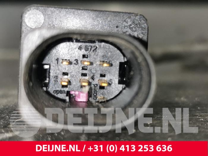 Lambda Sonde van een Volkswagen Caddy IV 2.0 TDI 102 2016