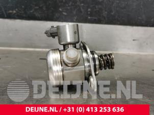 Volvo V40 High pressure pump O220931 photo 2