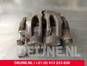 Mercedes Vito Front brake calliper, left O220962 photo 3