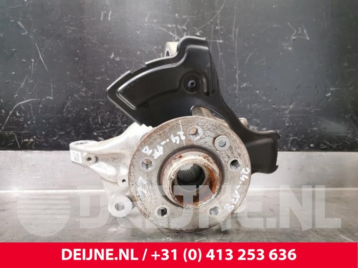 Volkswagen Multivan T7 Achsschenkel links vorne O220988