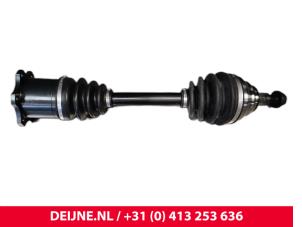 Nieuwe Aandrijfas links-voor Volkswagen Caddy Prijs € 90,75 Inclusief btw aangeboden door van Deijne Onderdelen Uden B.V.