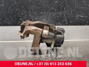 Volkswagen Multivan T7 Remklauw (Tang) links-achter O220992 foto 3