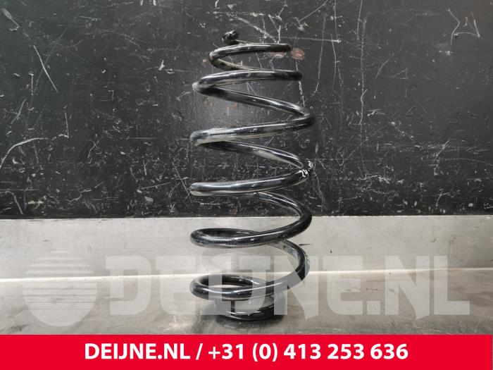 Volkswagen Multivan T7 Rear coil spring O220993