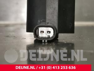 Volkswagen Caddy Oil pressure line O221042 photo 3