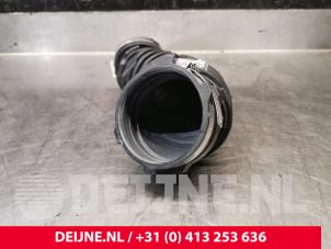 Volkswagen Caddy Ansaugschlauch Luft O221051 foto 3