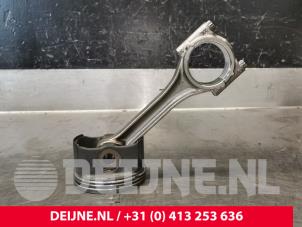 Gebruikte Drijfstang Volkswagen Caddy Cargo V (SBA/SBH) 2.0 TDI BlueMotionTechnology Prijs € 121,00 Inclusief btw aangeboden door van Deijne Onderdelen Uden B.V.