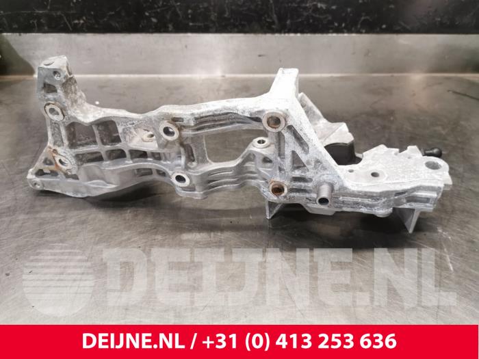 Volkswagen Caddy Air conditioning bracket O221065