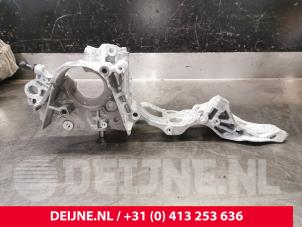 Volkswagen Caddy Aircopomp Steun O221065 foto 3