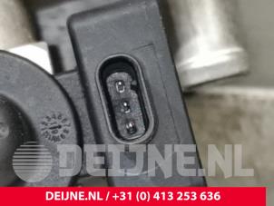 Tesla Model X Heat exchanger O221086 photo 3
