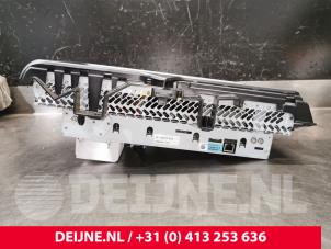 Tesla Model X Display Multi Media regelunit O221106 foto 3