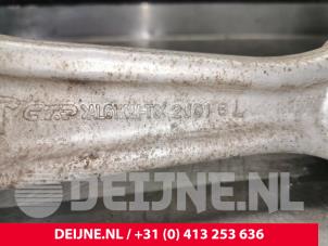 Tesla Model X Draagarm links-voor O221108 foto 3