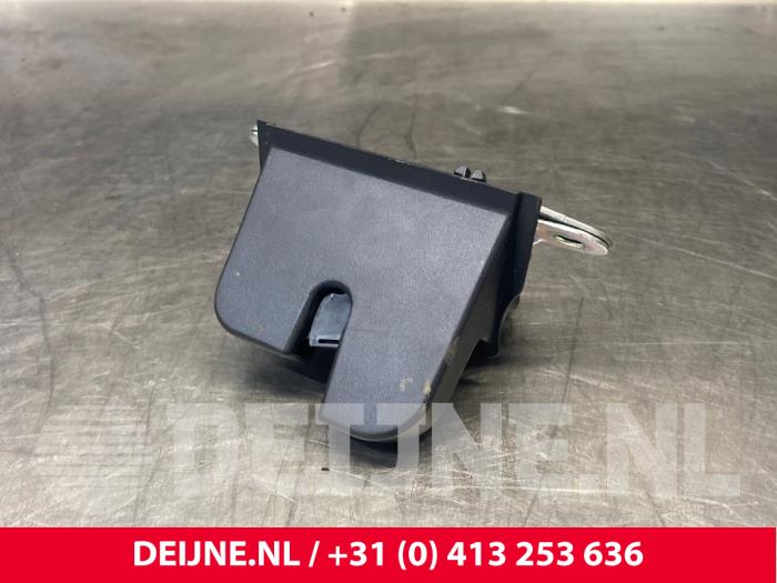 Cupra Born Tailgate lock mechanism O221212