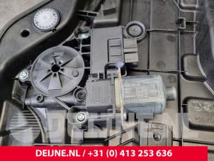 Cupra Born Rear door window mechanism 4-door, left O221284 photo 2