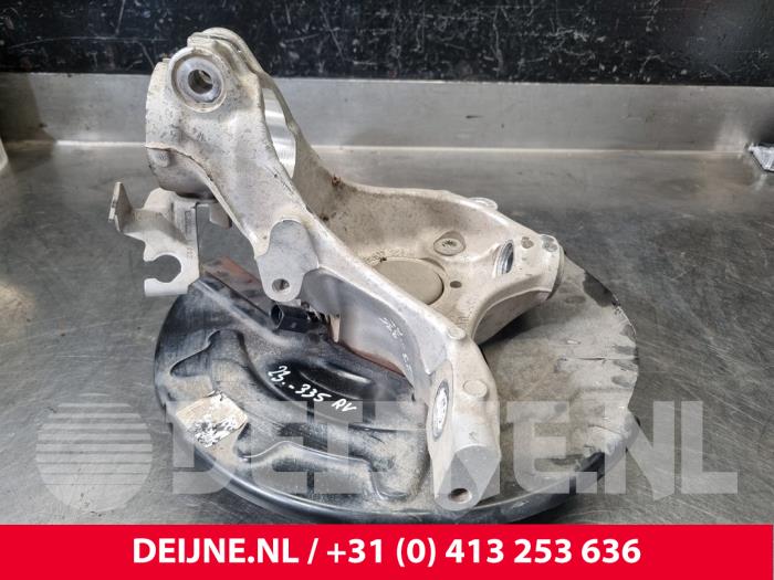 Cupra Born Achsschenkel rechts vorne O221288