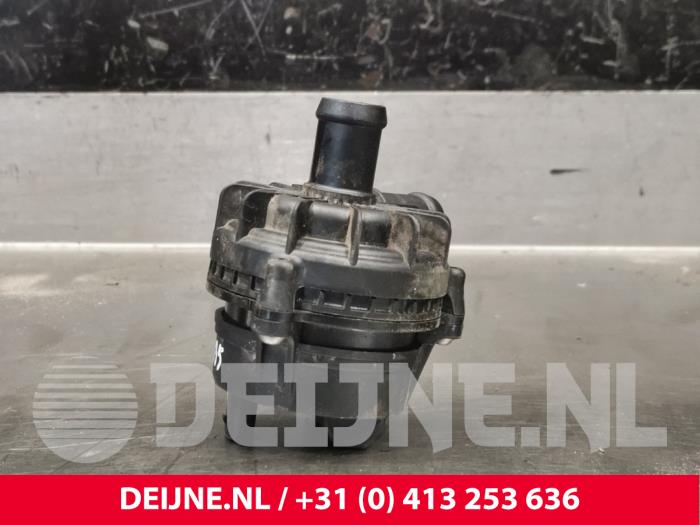 Cupra Born Zusätzliche Wasserpumpe O221292