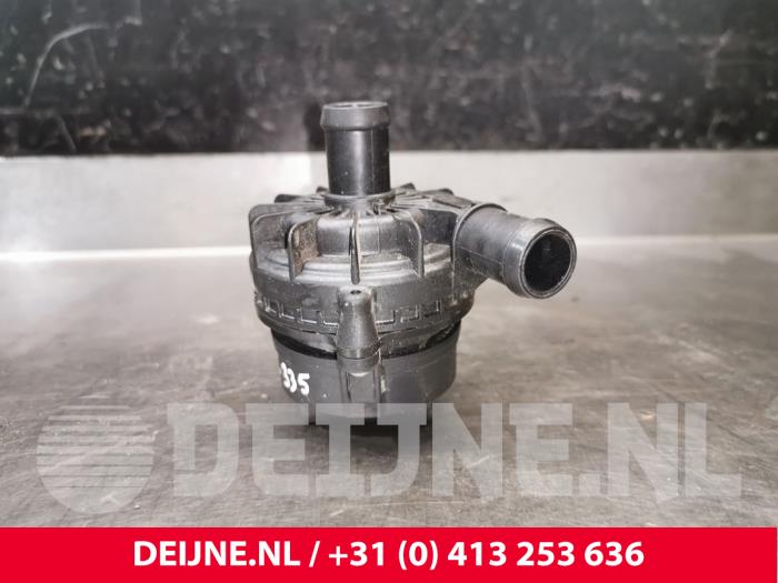 Cupra Born Zusätzliche Wasserpumpe O221293