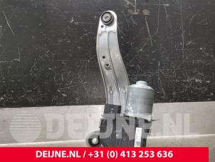 Cupra Born Front wiper motor O221300 photo 2