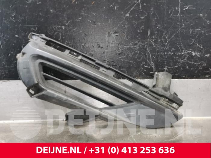 Volvo XC60 Bumperdeel rechts-voor O221348
