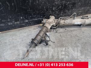 Opel Vivaro Power steering box O221352 photo 2