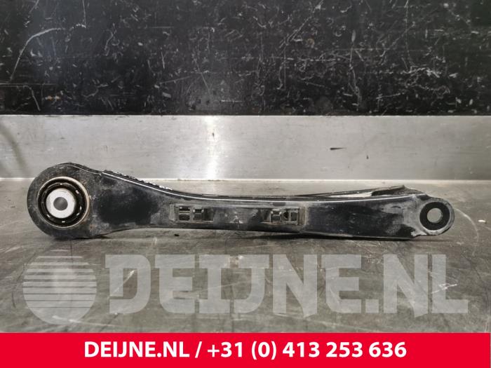 Cupra Born Querlenker unten rechts hinten O221359