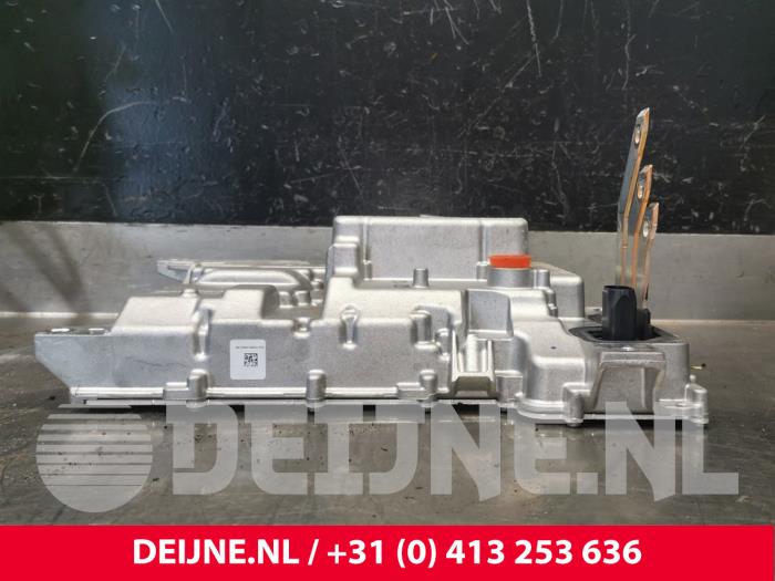 Cupra Born Voltage regulator O221368