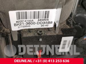 Ford Transit Custom Stuurwiel O221453 foto 3