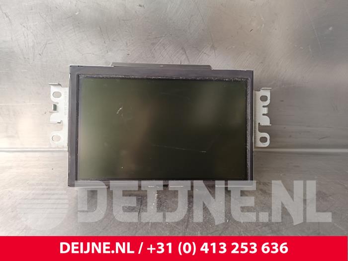 Gebruikte Display Interieur Volvo V40 (MV) 1.6 D2 Prijs € 350,00 Margeregeling aangeboden door van Deijne Onderdelen Uden B.V.