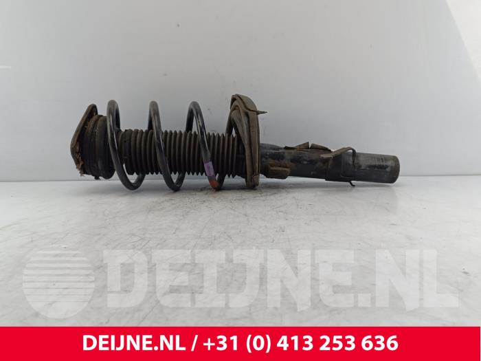 Volvo V40 Schokdemperpoot links-voor O221523