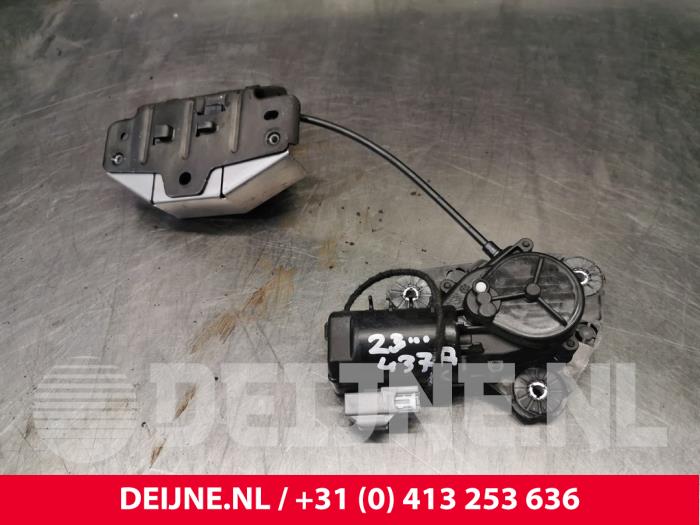 Volvo V90 Schließmechanik Heckklappe O221554